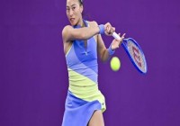 溃散落泪后终迎复出首秀，郑钦文等待一步步重回巅峰